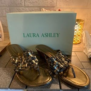Laura Ashley Wegde Style Harlequin Shoes, Size 9.5!